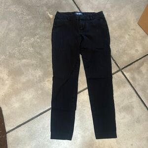 Old Navy black pixie pants size 6